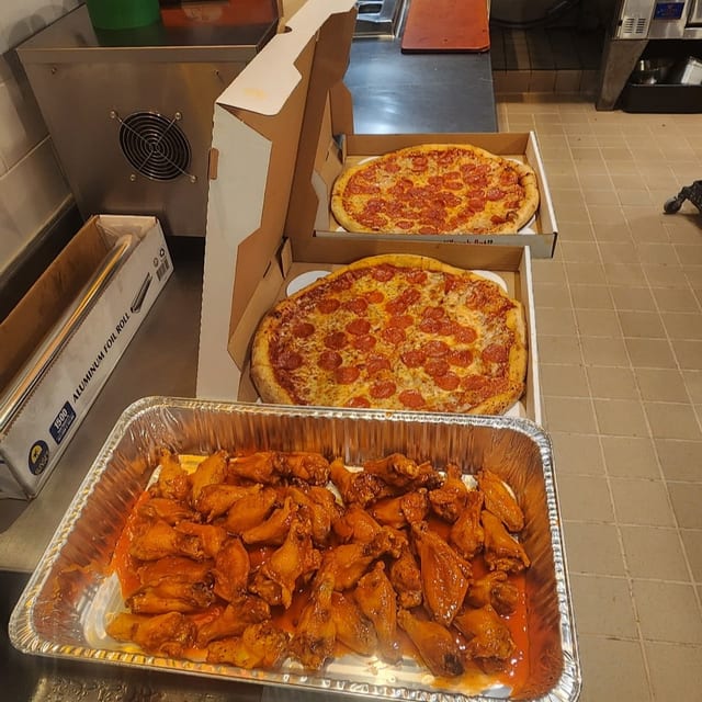 Pizza & Wings Party Pack.