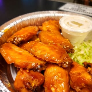10 Buffalo Wings